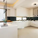 Villa Aroma *